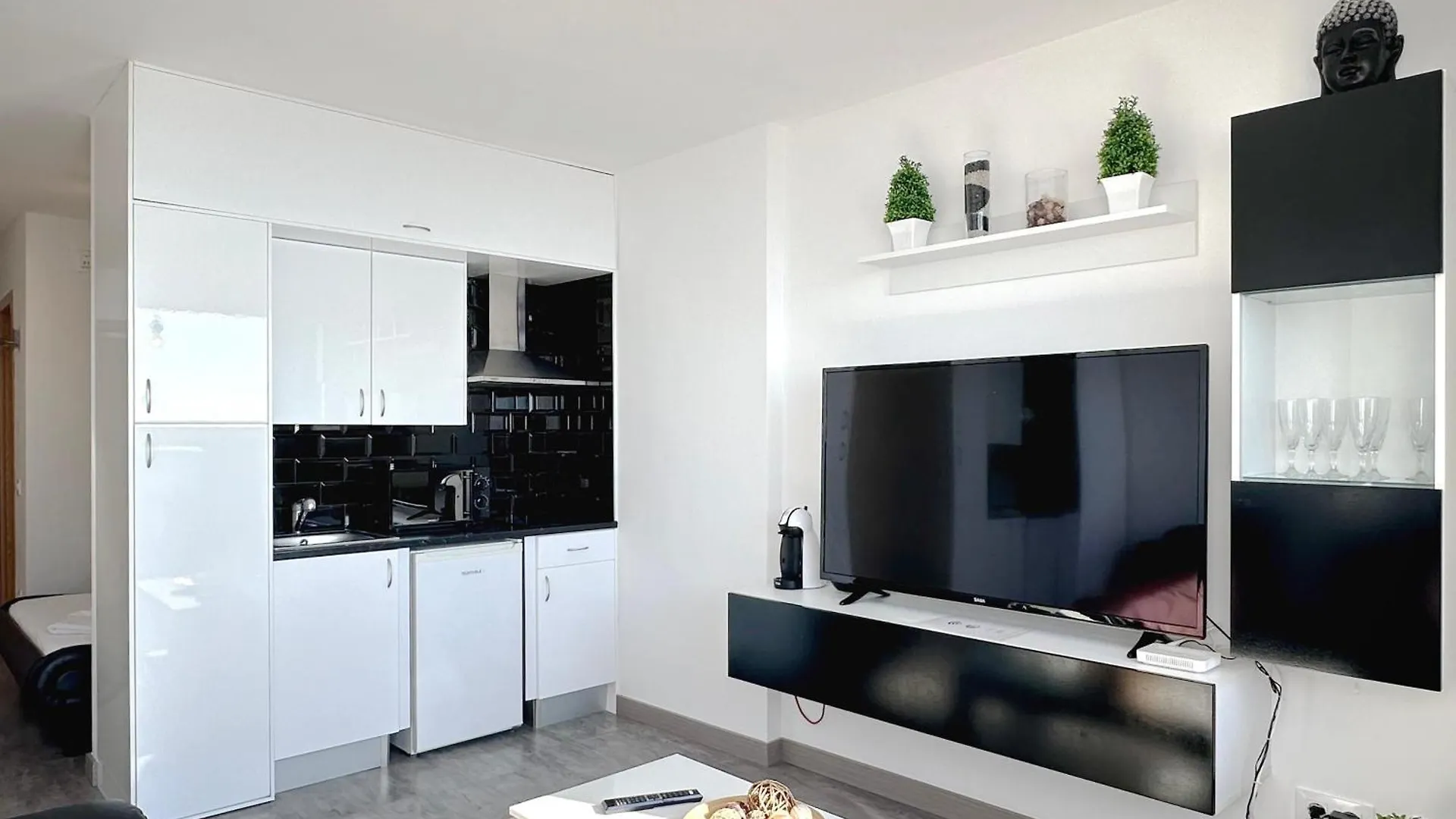 Panoramic D-Luxe Apartment Empuriabrava 0*,